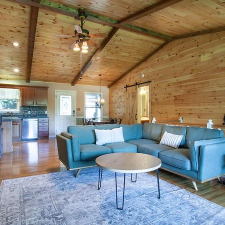 Ole Smoky Bnb - Game Room, Hot Tub, Mtn Views! Пиджен-Фордж Экстерьер фото
