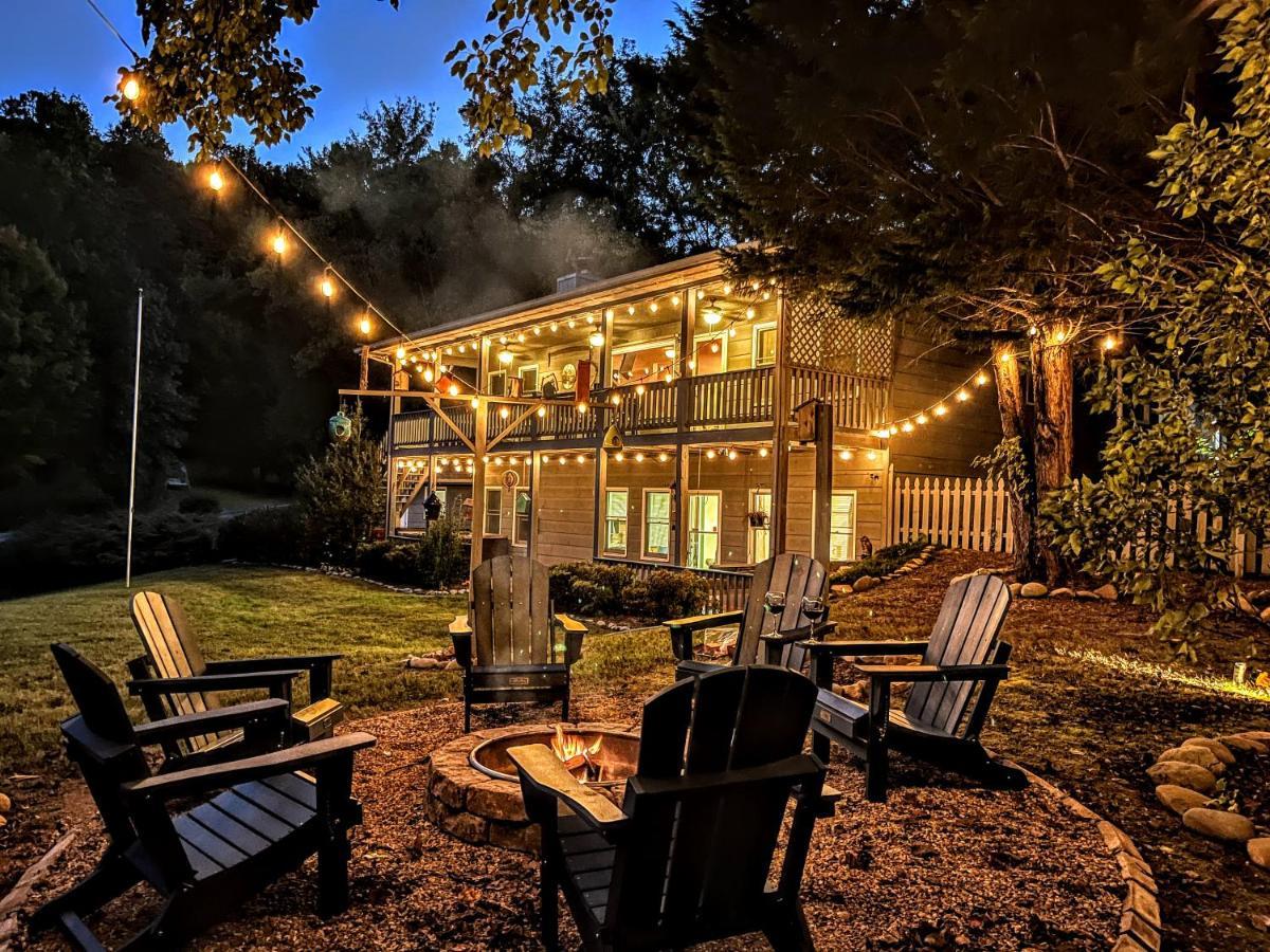 Ole Smoky Bnb - Game Room, Hot Tub, Mtn Views! Пиджен-Фордж Экстерьер фото