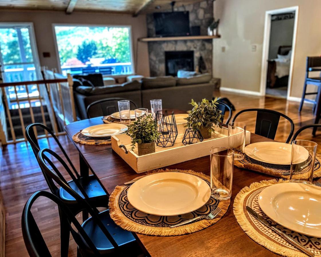 Ole Smoky Bnb - Game Room, Hot Tub, Mtn Views! Пиджен-Фордж Экстерьер фото