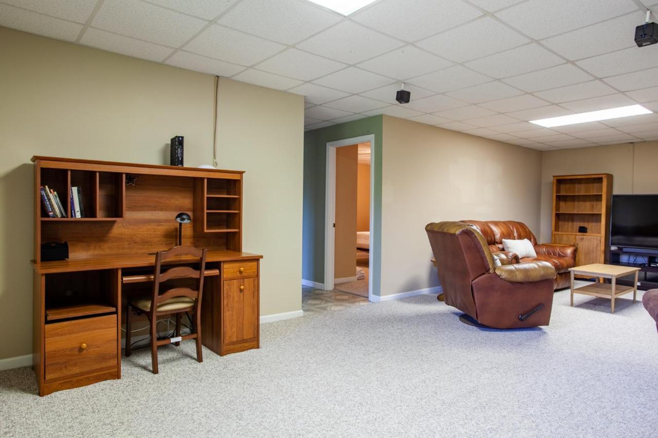Ole Smoky Bnb - Game Room, Hot Tub, Mtn Views! Пиджен-Фордж Экстерьер фото