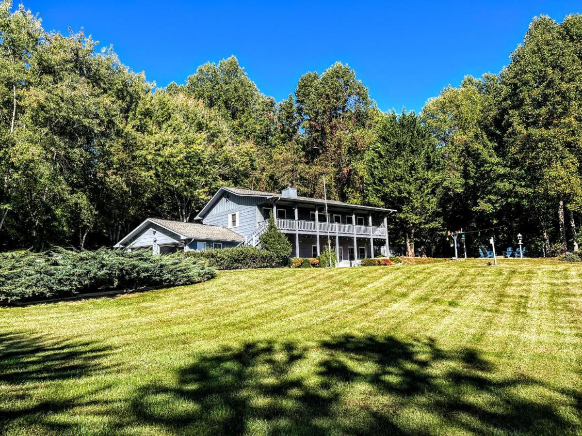 Ole Smoky Bnb - Game Room, Hot Tub, Mtn Views! Пиджен-Фордж Экстерьер фото