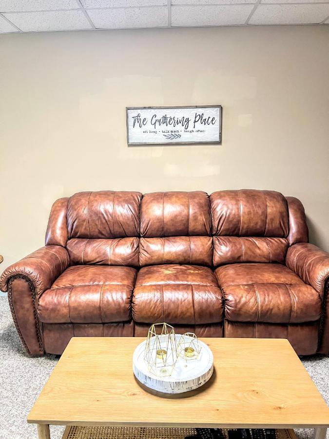 Ole Smoky Bnb - Game Room, Hot Tub, Mtn Views! Пиджен-Фордж Экстерьер фото